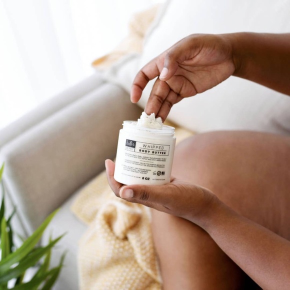 Champagne & Pear Scented Whipped Body  Butter - Picture 5 of 6